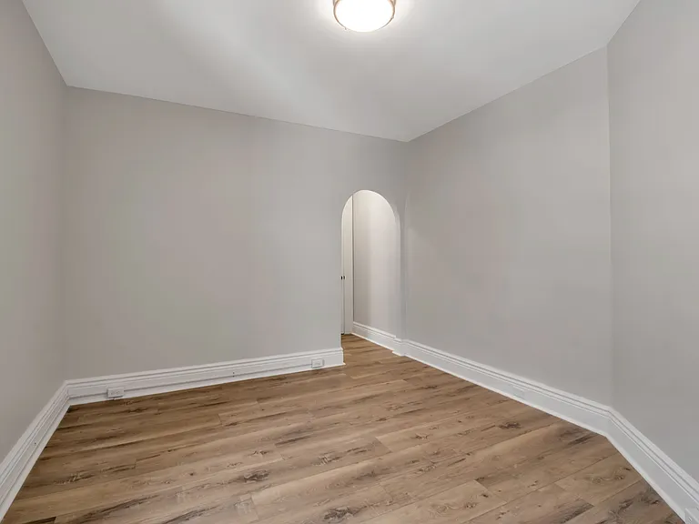 273 Richmond Avenue — Photo 11