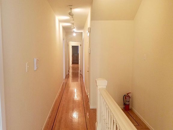 5th image of 637 Mason Street # Middle Floor