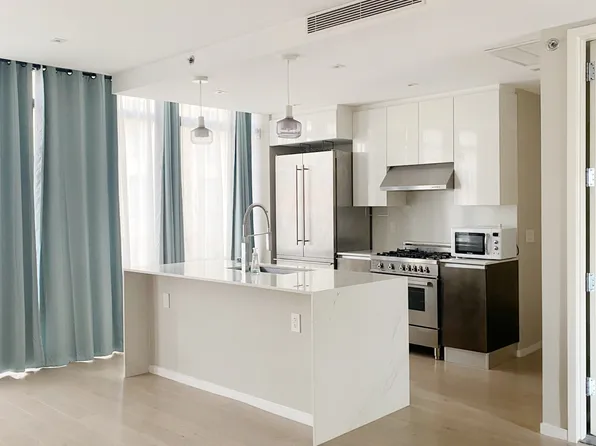 24-12 42nd Road image 1 of 4