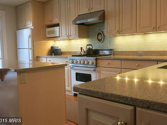 5th image of 2618 18th St S