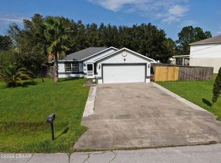 5 Fitzgerald Ln, Palm Coast, FL 32137