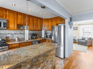 8C W Roselle Ave #C, Roselle Park, NJ 07204