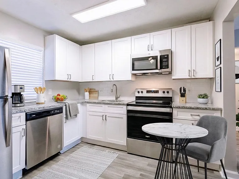 Westside Court | Modern Living in the Heart of Westside — Photo 63