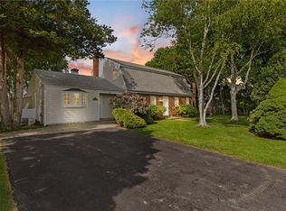 39 Exeter Blvd, Narragansett, RI 02882