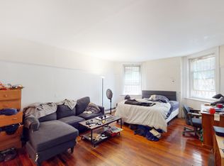 1069 Beacon St, Brookline, MA 02446