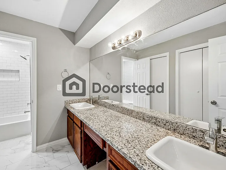 616 Shady Brook Dr — Photo 17