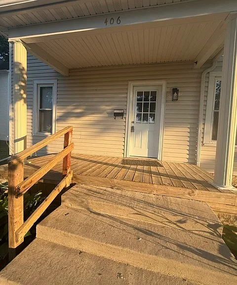 409 Walnut St — Photo 2