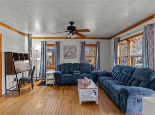 12 Mount Ave, Lincoln, RI 02865