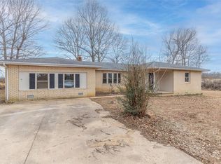 127 Red Rose Cir, Doniphan, MO 63935