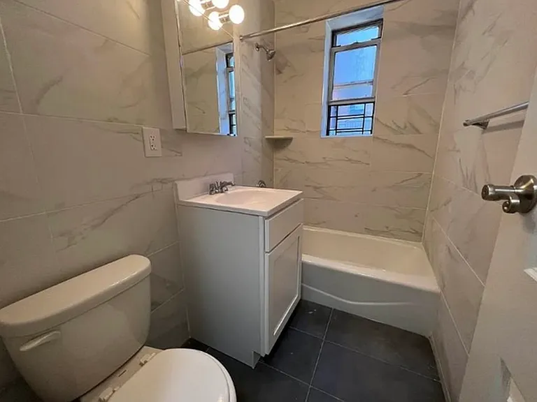9 Murdock Ct #4A — Photo 4