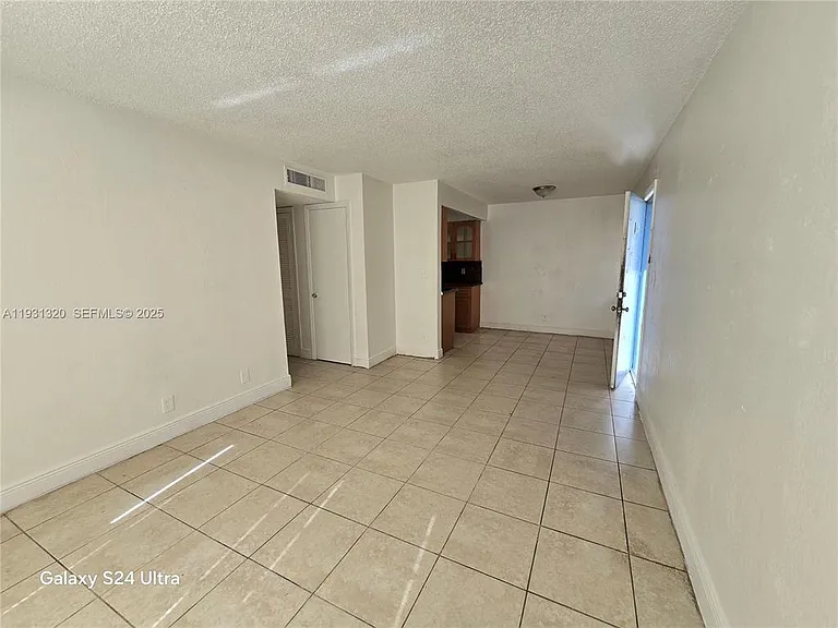 401 SW 13th Pl #712 — Photo 3