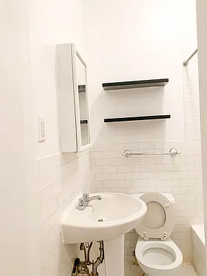 Rented by Charie Properties LLC | media 11