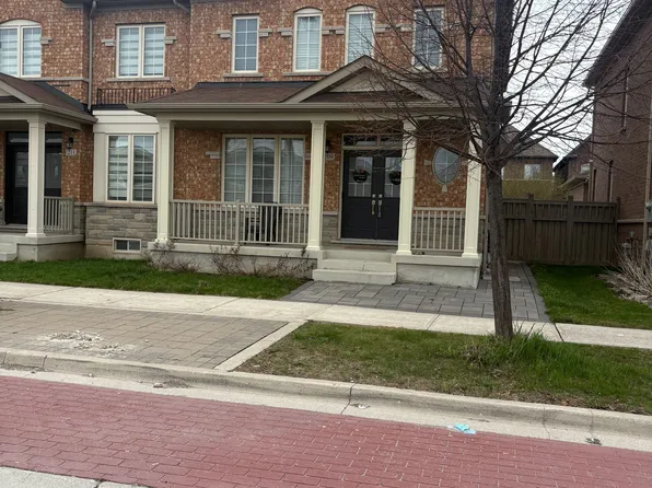 209 Barons St, Vaughan, ON L4H 3Z3