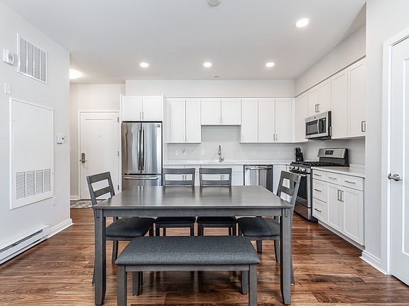 4th image of 3531 Washington St #322D