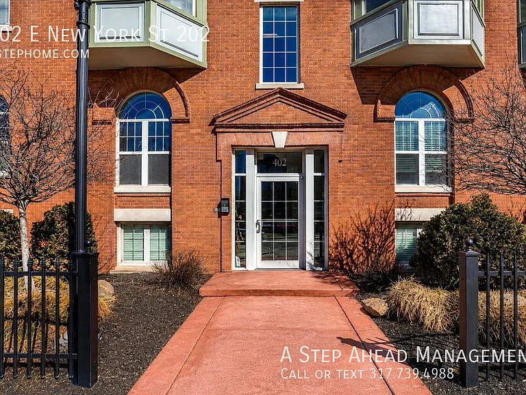 402 E New York St #202 — Photo 1