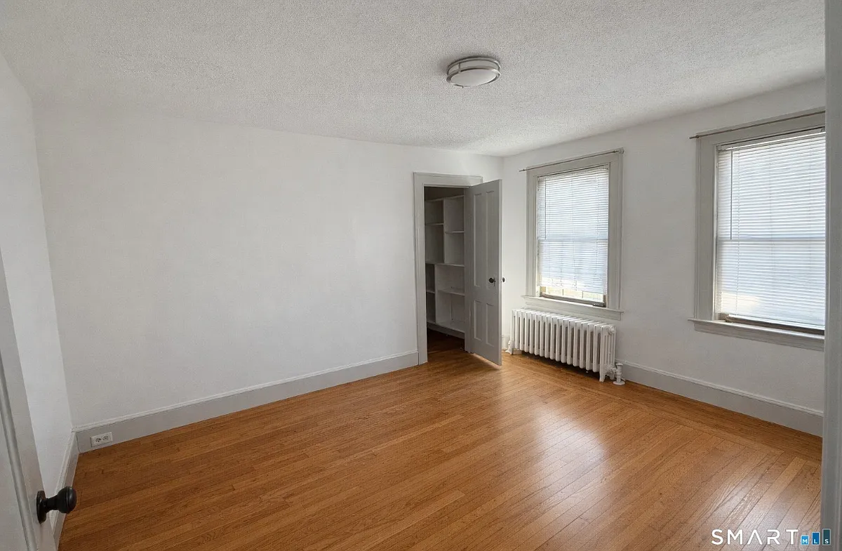 Building Photo - 40 Rogers St #1
