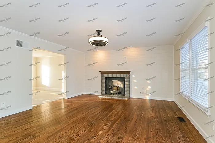 76 Rue Grand Dr — Photo 4