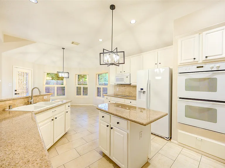1231 Parkhaven Ln — Photo 12