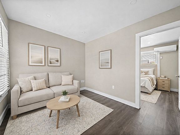 2nd image of 1811 21st St #7