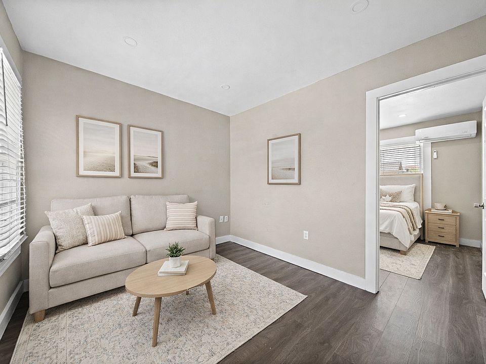1st image of 1811 21st St #8