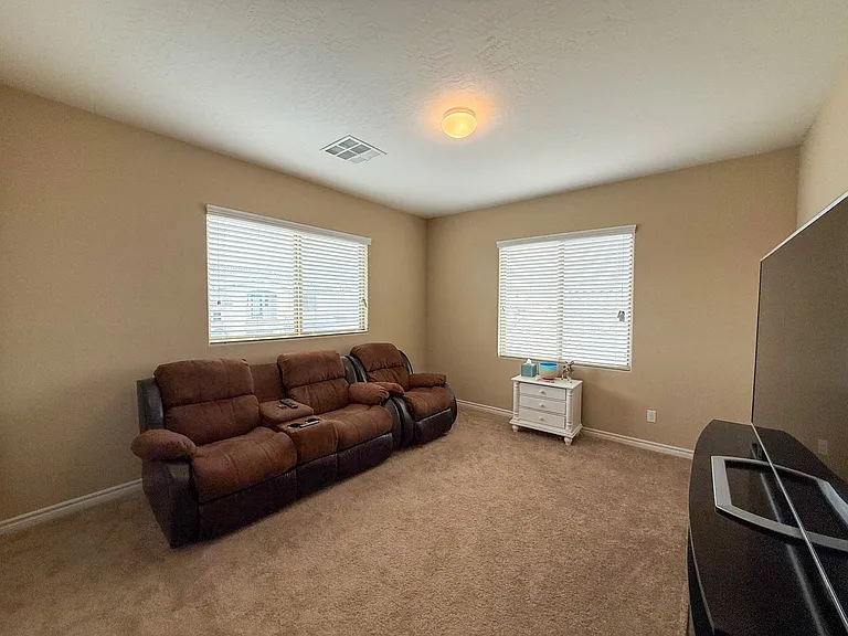 7276 White Bloom Ave — Photo 32