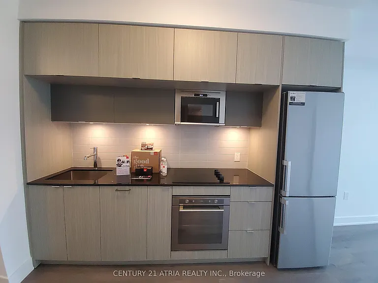 575 Bloor St E #2905 — Photo 1