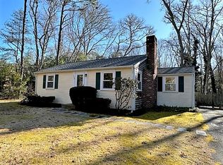 138 Walnut St, Marstons Mills, MA 02648