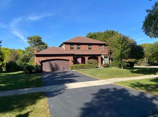 853 Appomattox Cir, Naperville, IL 60540