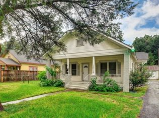 1018 E 28th St, 28th, TX 77009