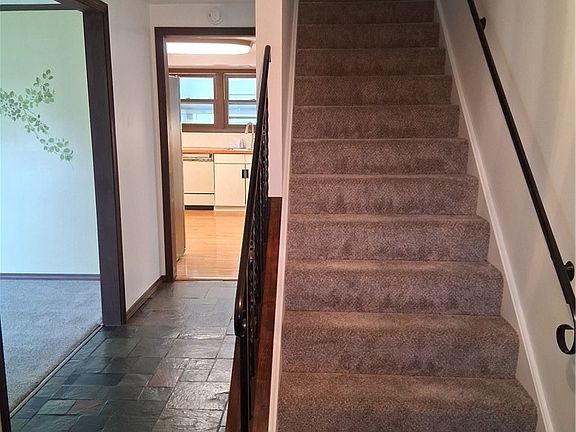 3rd image of 1277 Ransom Rd