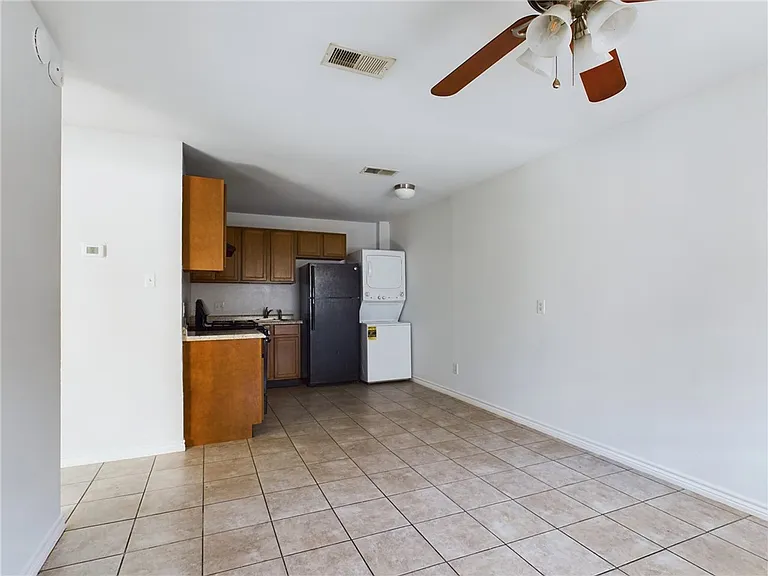1900 Finfeather Rd #A — Photo 11