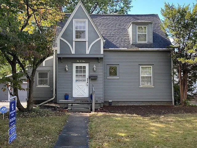 1001 Monterey Ave photo 1