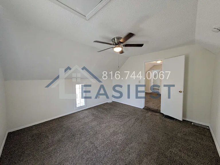 623 Northrup Ave — Photo 13