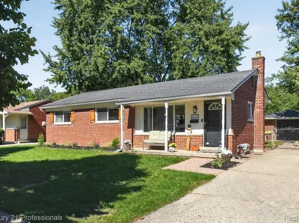 41052 Greenbrook Ln, Plymouth, MI 48170