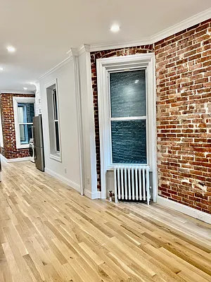 Rented by Bank Neary | media 67