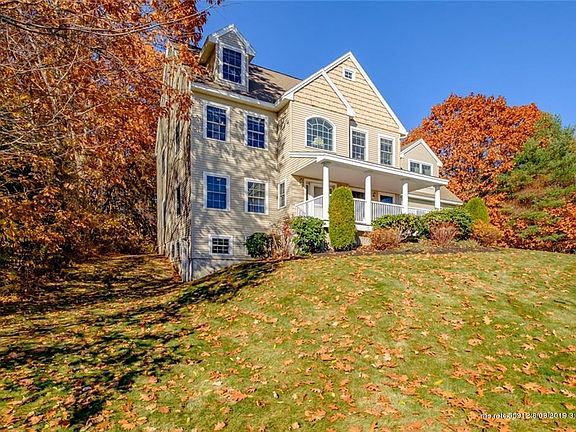 2nd image of 15 Plantation Dr