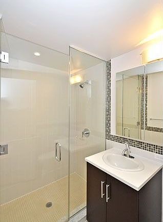5th image of 225 Schermerhorn St APT 21G