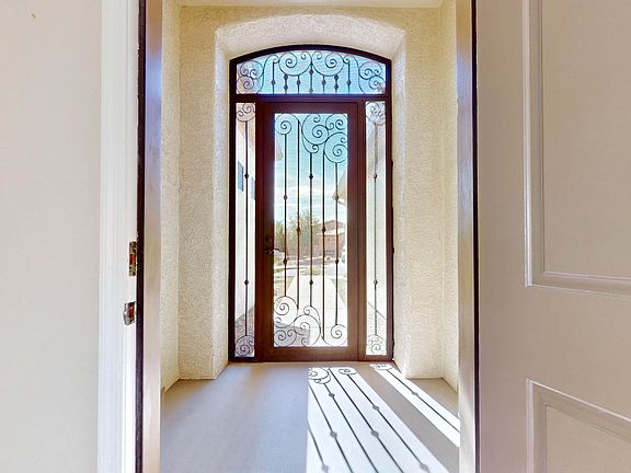 5th image of 486 W Calle Artistica