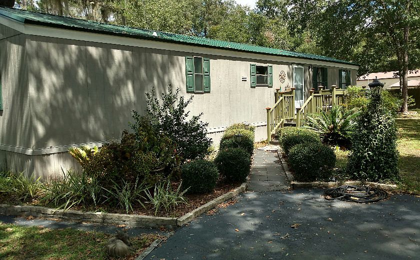 1st image of 335 NW Ash Dr