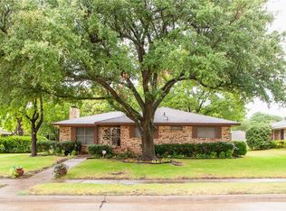 913 Birchwood Dr, Lancaster, TX 75146