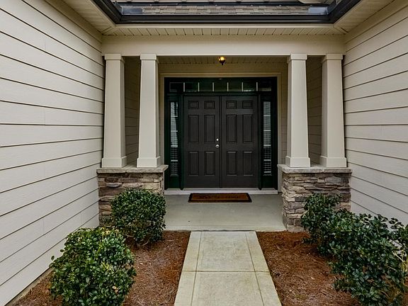 4th image of 344 Goldeneye Ln