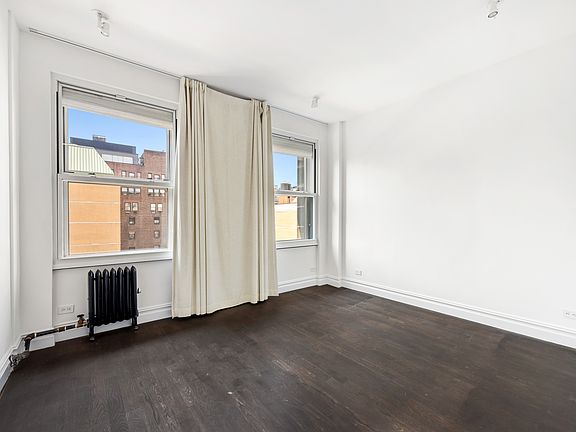 5th image of 31 Union Sq W APT 9A