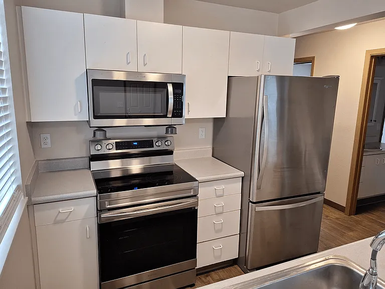 WOODLAND APARTMENTS — Photo 20