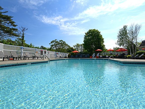 Resort Style Pool and Sun Deck
