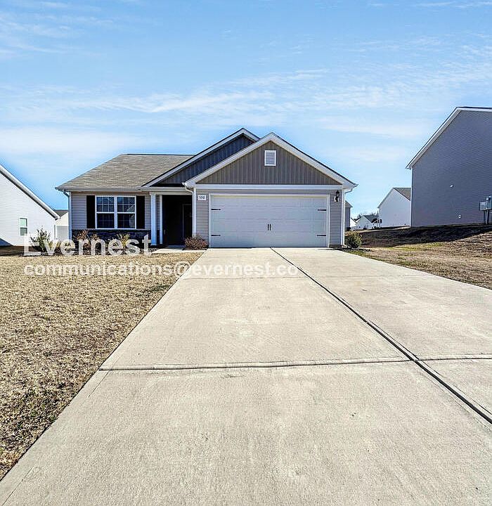 1st image of 550 Belcaro Dr