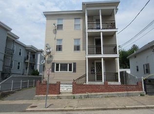 205 Sayles Ave #2, Pawtucket, RI 02860