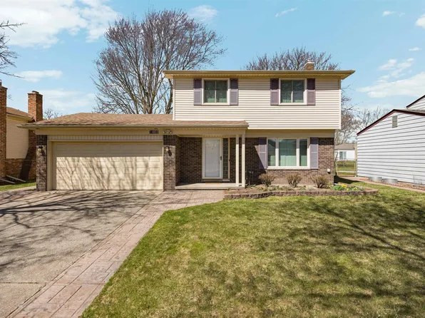 14833 Westpoint Dr, Sterling Heights, MI 48313