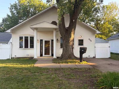 806 E London Ave, Peoria Heights, IL, 61616