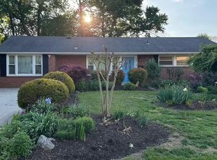 5313 Nutting Dr, Springfield, VA 22151