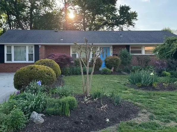 5313 Nutting Dr, Springfield, VA 22151